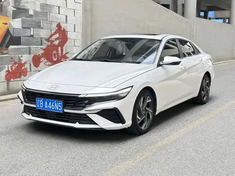 Hyundai Elantra 2023