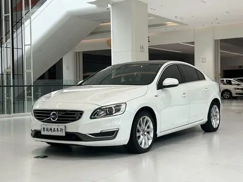 Volvo S60 2015