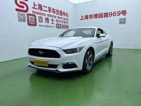 Ford Mustang 2015 — фото 1