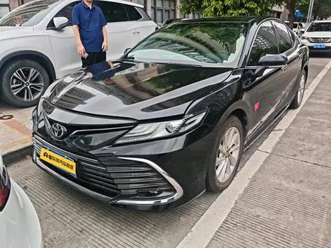 Toyota Camry 2021