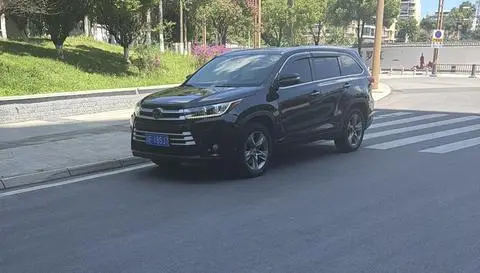 Toyota Highlander 2018