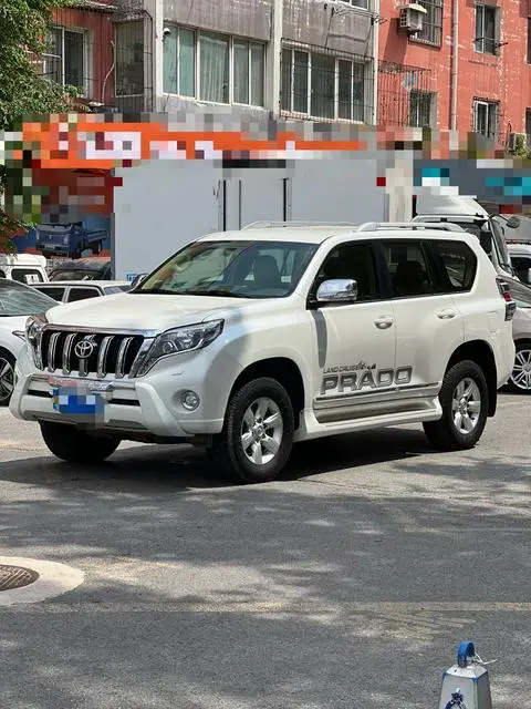Toyota Prado 2014 — фото 1