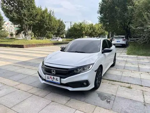 Honda Civic 2019 — фото 1