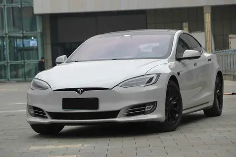 Tesla Model S 2017