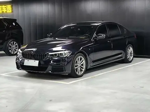 BMW 5 Series 2019 — фото 1