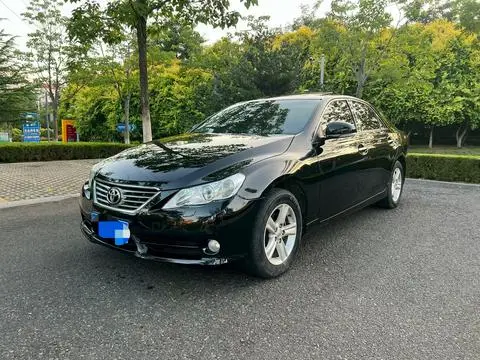 Toyota Reiz 2010
