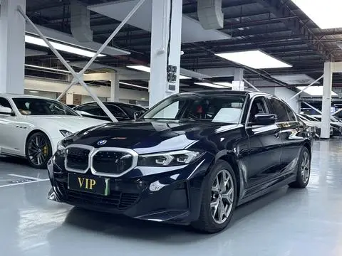 BMW i3 2022 — фото 1