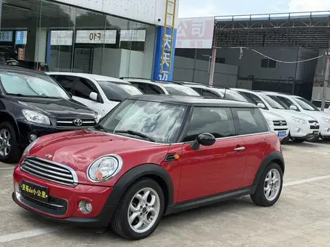 MINI MINI 2012