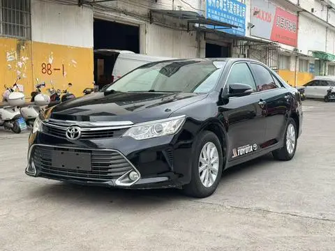 Toyota Camry 2015
