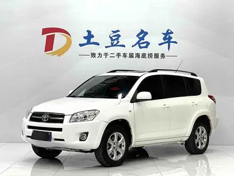 Toyota RAV4 2011