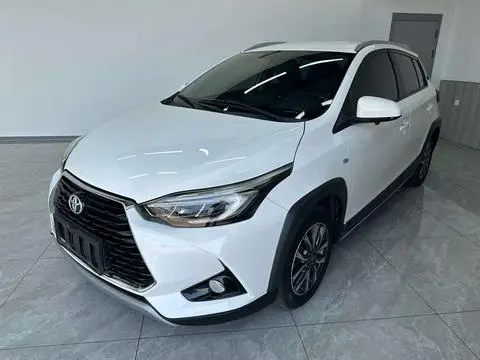Toyota YARIS L 2022 — фото 1