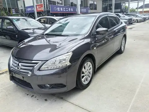 Nissan 轩逸 2012