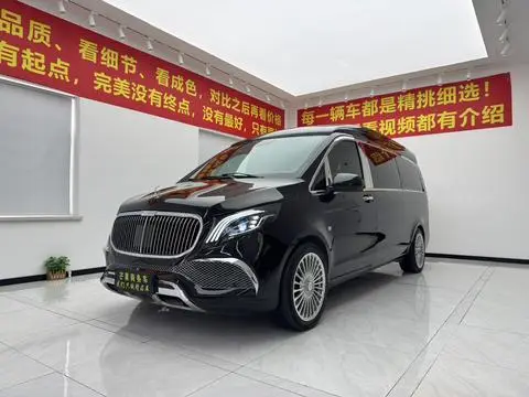 Mercedes-Benz 威霆 2018 — фото 1