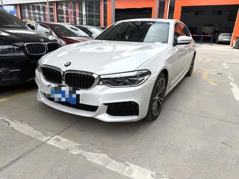 BMW 5 Series 2020 — фото 1