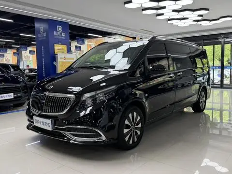 Mercedes-Benz 威霆 2021