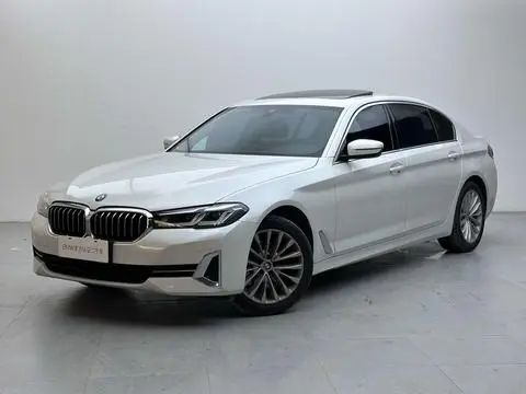 BMW 5 Series 2022 — фото 1