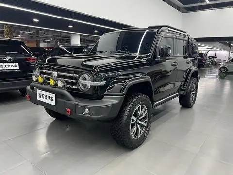 TANK 300 2023