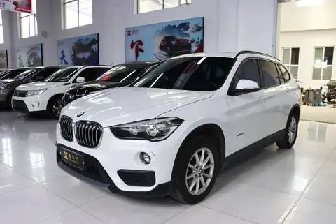 BMW X1 2016 — фото 1