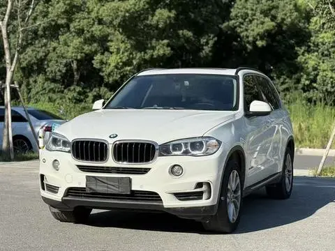 BMW X5 2018 — фото 1