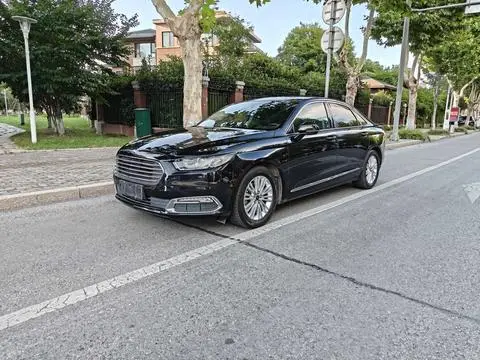 Ford 金牛座 2017