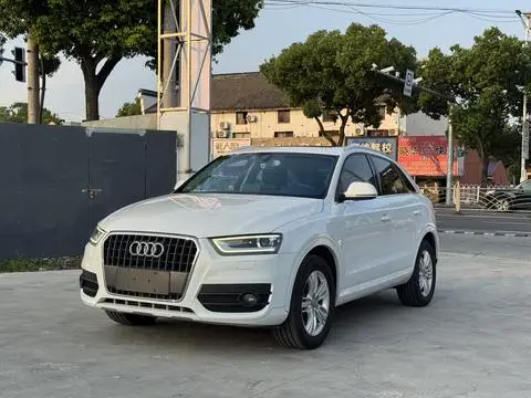 Audi Q3 2015