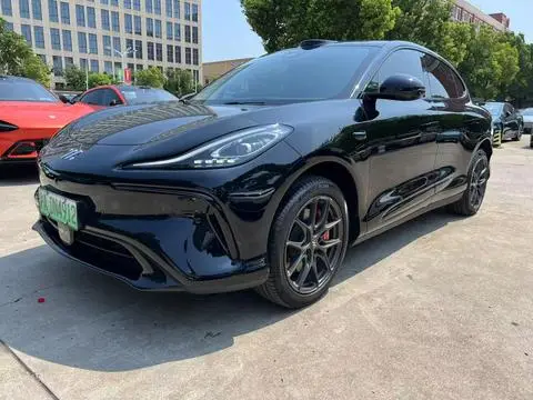 IM Motors 智己LS6 2023