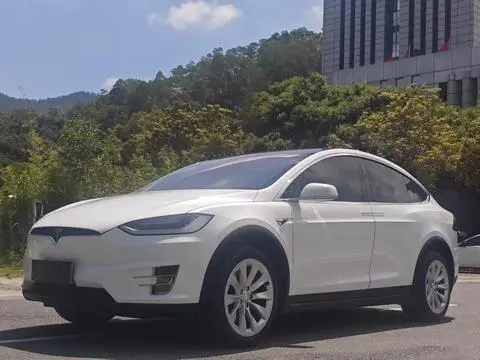 Tesla Model X 2016