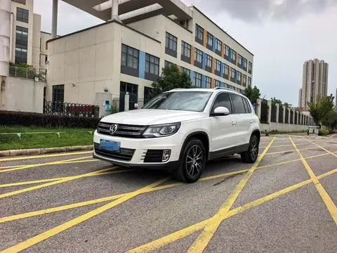 Volkswagen Tiguan 2015