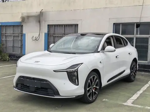 IM Motors 智己LS6 2026