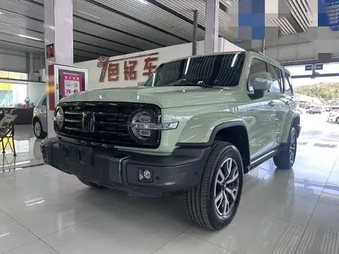 TANK 300 2023
