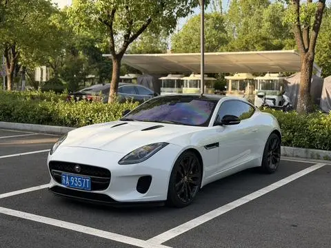 Jaguar F-TYPE 2019