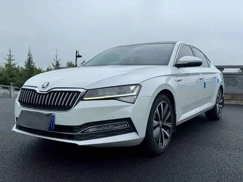 Skoda Superb 2023