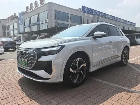 Audi Q4 e-tron 2023
