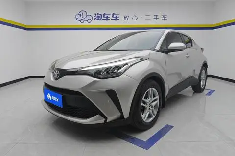 Toyota C-HR 2021 — фото 1