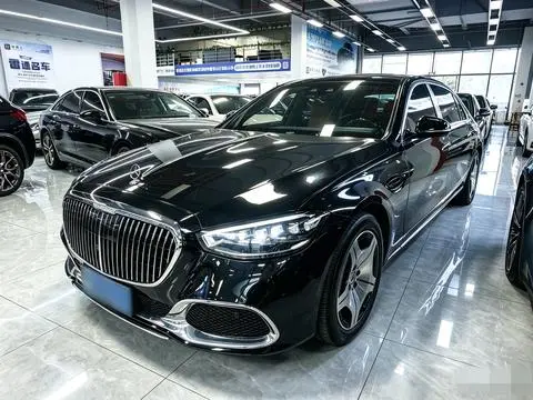 Mercedes-Benz 迈巴赫S-Class 2024