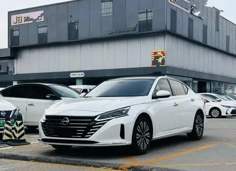 Nissan Teana 2025