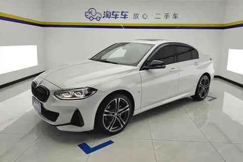 BMW 1 Series 2021