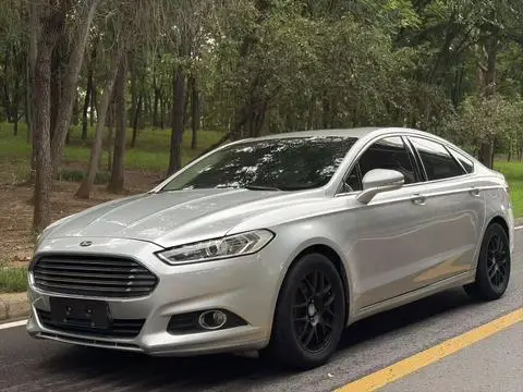 Ford 蒙迪欧 2013