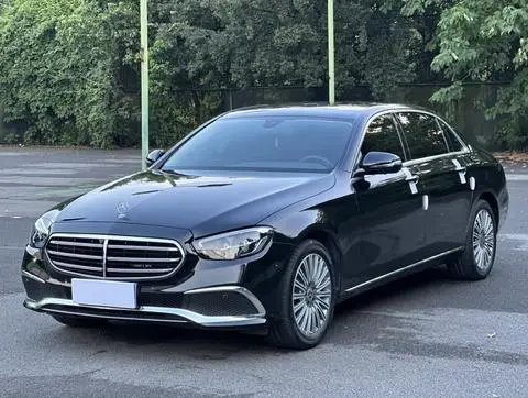 Mercedes-Benz E-Class 2023