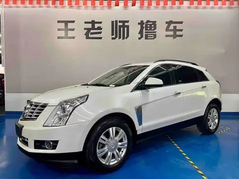 Cadillac SRX 2015 — фото 1