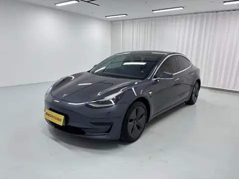 Tesla Model 3 2020