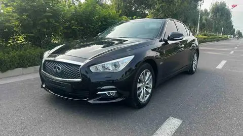 Infiniti Q50 2014