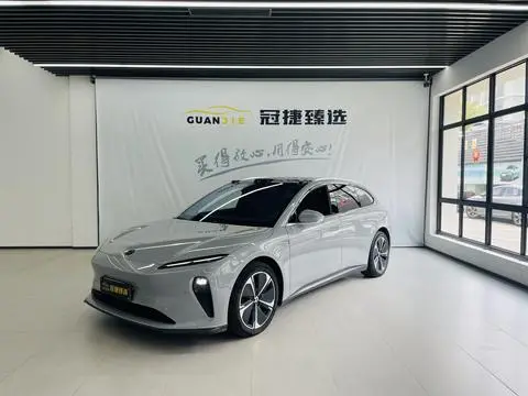 NIO ET5T 2024