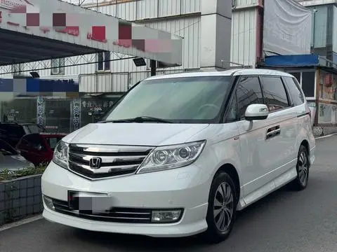 Honda 艾力绅 2012