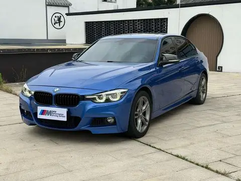 BMW 3 Series 2018 — фото 1