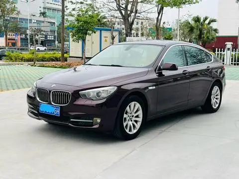 BMW 5 Series GT 2013