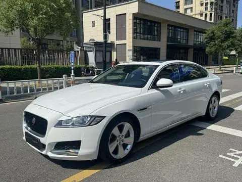 Jaguar XFL 2018