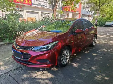 Chevrolet Cruze 2018 — фото 1
