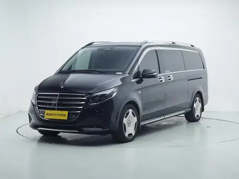 Mercedes-Benz V-Class 2024