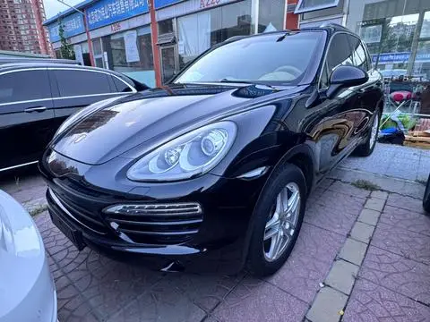Porsche Cayenne 2013 — фото 1